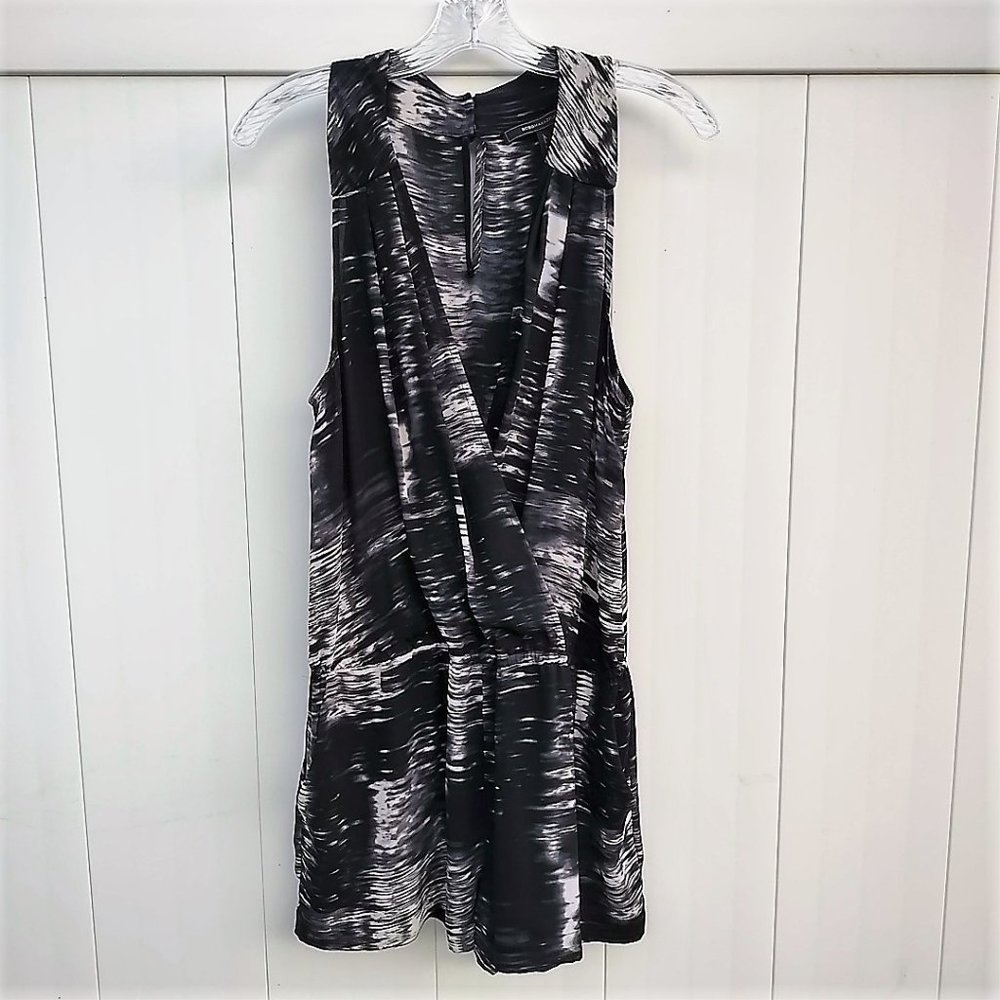 BCBGMaxAzria Thalia Black White Tie Die Plunging V-Neck Short Romper Medium
